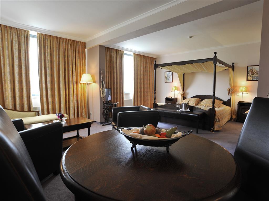 Golden Tulip Hotel Zevenbergen Zimmer foto